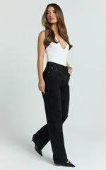 Abbie Jeans - Mid Rise Straight Leg Recycled Denim Jeans in Clean Black